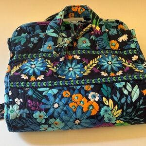 Vera Bradley Blue Floral Travel Bag. Hanging cosmetic bag.